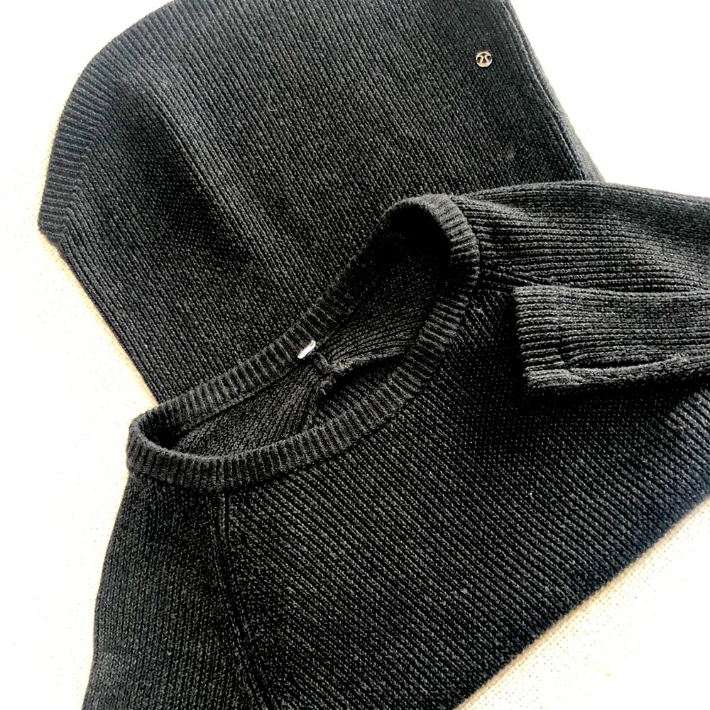 Lululemon sweater